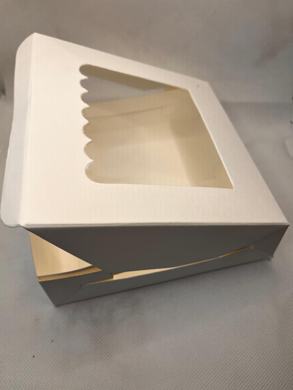 Box for 4 brownies (6*6*1.5)